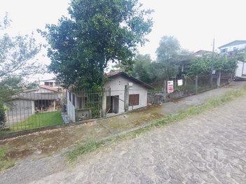 house em Rua João Pinheiro Alves, Operária Nova - Criciúma - SC