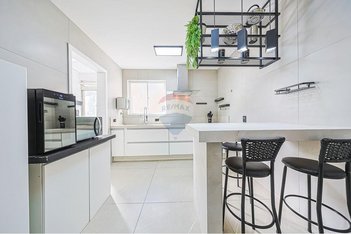 apartment em Rua José Cadilhe, Água Verde - Curitiba - PR