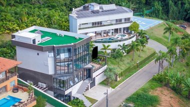 house em Rua Duzentos e Trinta e Seis, Centro - Itapema - SC