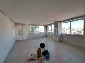 office em Avenida Rondon Pacheco, Tabajaras - Uberlândia - MG