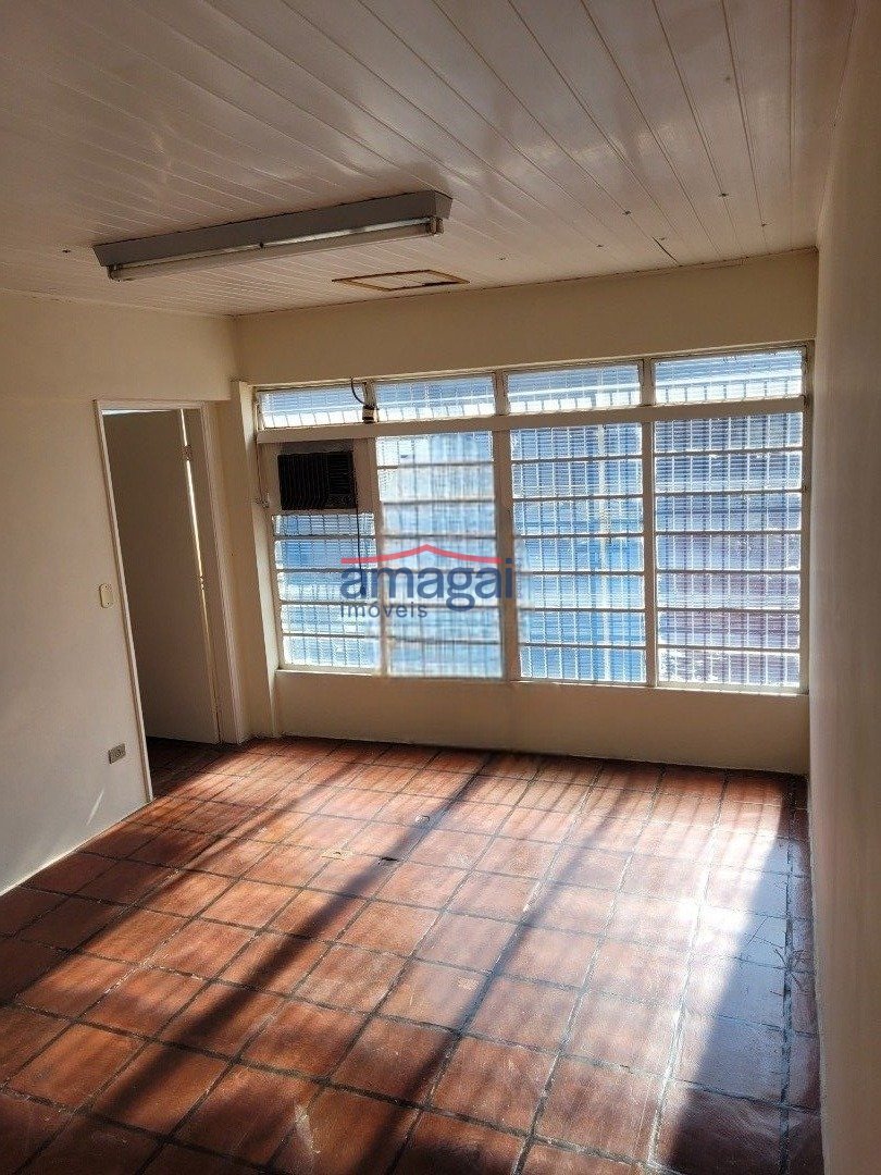 i1AKj5229G9TF264CD35_1306686875946d9b8e0-Photoroom