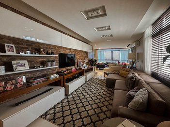 apartment em Jornalista Rubens de Arruda Ramos, Centro - Florianópolis - SC