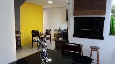 house em Avenida Ruben Berta, Centro - Tramandaí - RS