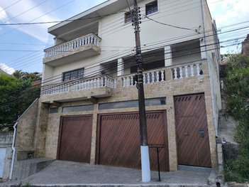 house em Rua Ibiúna, Serpa - Caieiras - SP