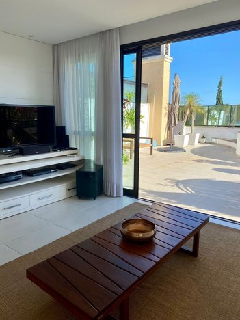 apartment em Avenida dos Dourados, Jurerê Internacional - Florianópolis - SC