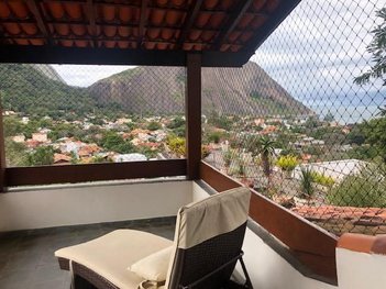 house em Rua das Begônias, Itacoatiara - Niterói - RJ