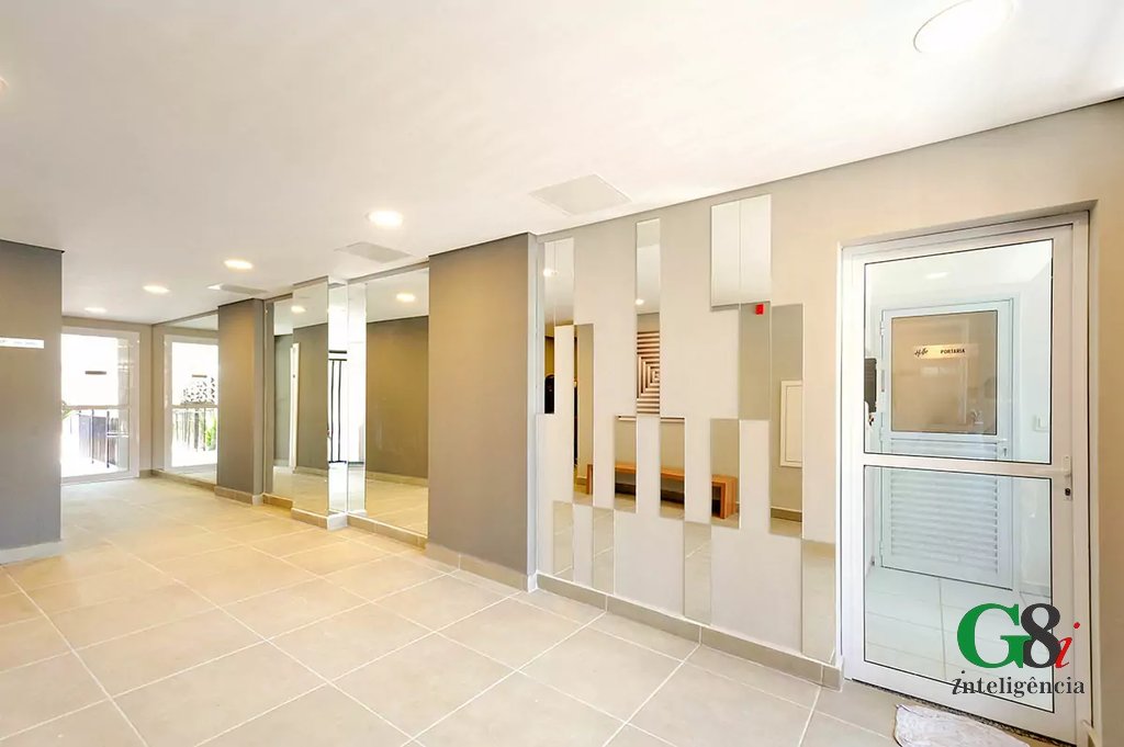 021_Hall.jpg