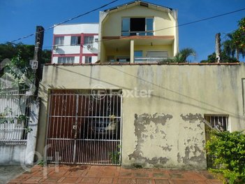 house em Rua Teixeira de Freitas, Santo Antônio - Porto Alegre - RS