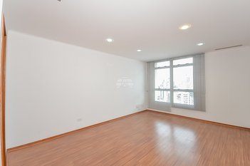 office em Rua Comendador Araújo, Centro - Curitiba - PR