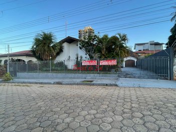 house em Rua Marechal Deodoro, Centro - Santo Antônio da Platina - PR