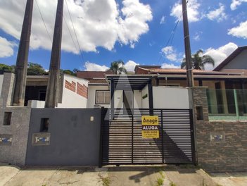house em Rua Gregório Dunzer, Parque Guarani - Joinville - SC