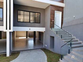 house em Rua Brasílio Bacellar Filho, Tingui - Curitiba - PR