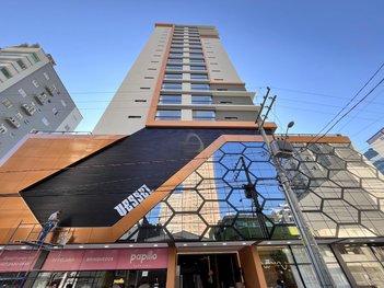 apartment em Rua 303, Meia Praia - Itapema - SC