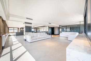 apartment em Avenida Luiz Manoel Gonzaga, Três Figueiras - Porto Alegre - RS
