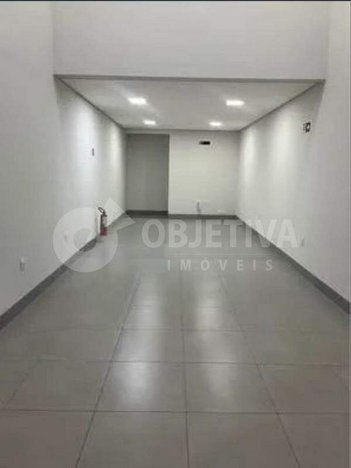 office em Avenida Itaipu, Granada - Uberlândia - MG