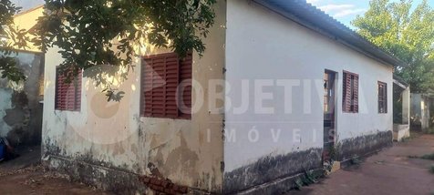 house em Rua Cambuquira, Osvaldo Rezende - Uberlândia - MG
