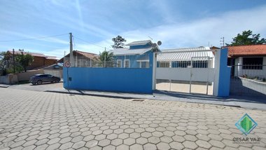 house em Rua Vereador Joaquim Serafim Dutra, Praia de Fora - Palhoça - SC
