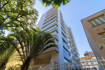 apartment em Avenida Luiz Manoel Gonzaga, Três Figueiras - Porto Alegre - RS