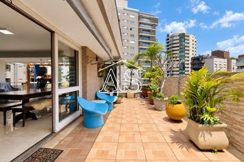 apartment em Avenida Carlos Gomes, Petrópolis - Porto Alegre - RS