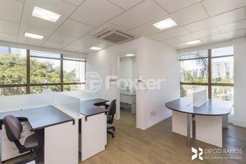 office em Rua Furriel Luiz Antônio de Vargas, Mont Serrat - Porto Alegre - RS