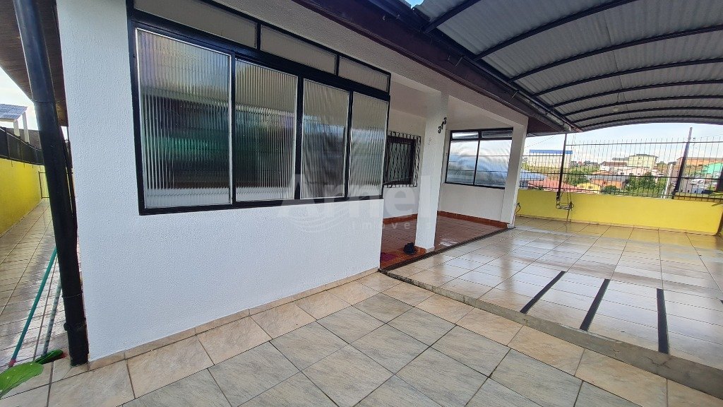 frente com garagem (4)