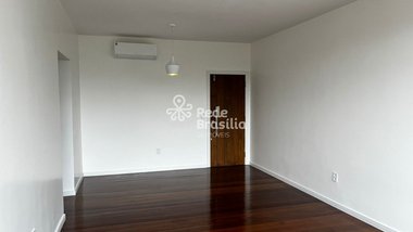 apartment em SQS 114 Bloco E, Asa Sul - Brasília - DF