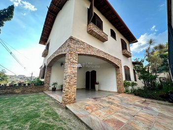 house em Rua Leiloeiro José Barros, Santa Amélia - Belo Horizonte - MG
