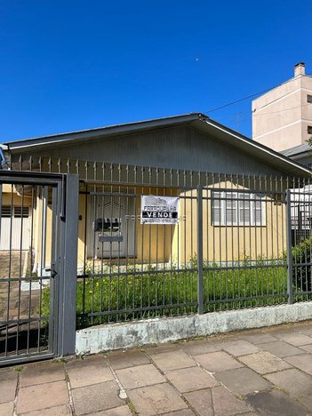 house em Rua Treze de Maio, Centro - Farroupilha - RS