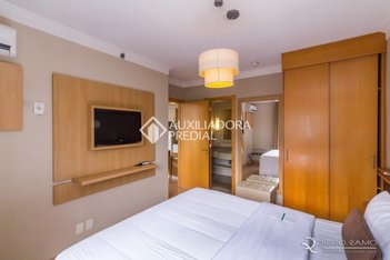 apartment em Rua Miguel Tostes, Rio Branco - Porto Alegre - RS