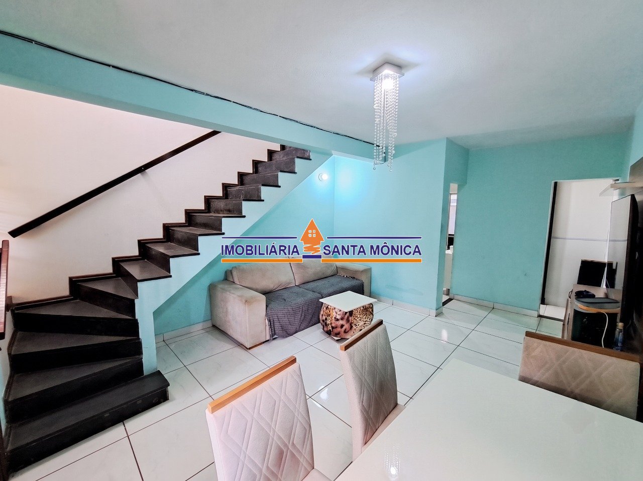 Casa com 2 quartos — Santa Amélia, Belo Horizonte