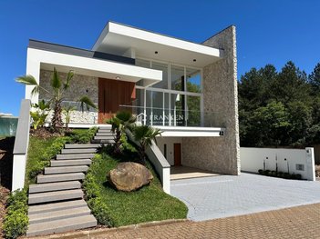 house em Avenida Leo Kraether, Country - Santa Cruz do Sul - RS
