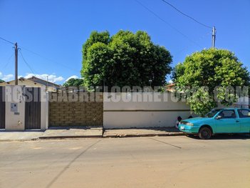 house em Rua Nossa Senhora Aparecida, Centro - Bonito - MS