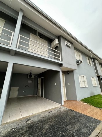 house em Rua Manoel Antunes Corrêa, Centro - Tubarão - SC