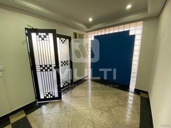 house em Avenida Raulino Cotta Pacheco, Osvaldo Rezende - Uberlândia - MG