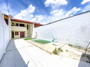 house em Rua Teofredo Goiana, Cidade dos Funcionários - Fortaleza - CE