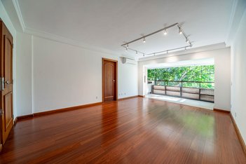 apartment em Rua Desembargador Alves Nogueira, Petrópolis - Porto Alegre - RS
