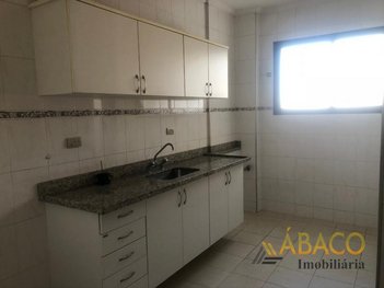 apartment em Rua Vinte e Oito de Setembro, Centro - São Carlos - SP