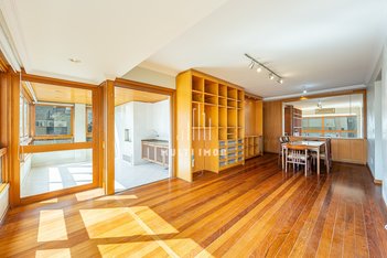 apartment em Rua Ferreira Viana, Petrópolis - Porto Alegre - RS