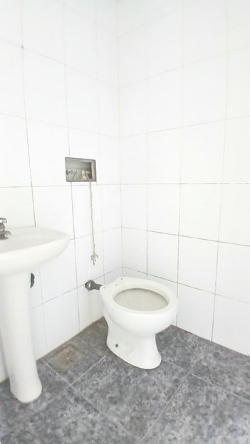 business em Rua Geni Saraiva, Cerâmica - Nova Iguaçu - RJ