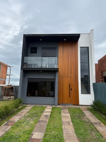 house em Avenida Centenário, Passo das Pedras - Gravataí - RS