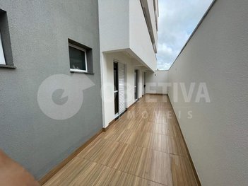apartment em Rua Antônio Fortunato da Silva, Santa Mônica - Uberlândia - MG