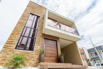 house em Rua Emanoel Voluz, Pinheirinho - Curitiba - PR