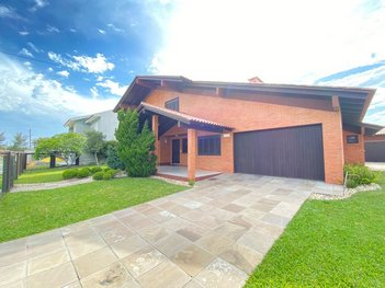 house em Rua Ibirapuitã, Centro - Xangri-Lá - RS