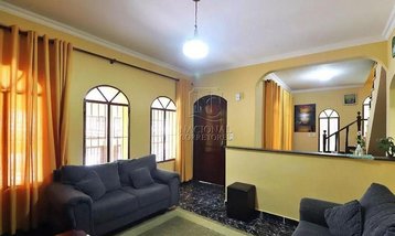house em Rua África, Parque Oratório - Santo André - SP