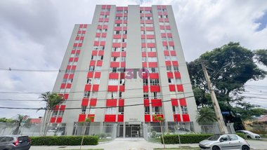 apartment em Rua Calixto Razolini, Portão - Curitiba - PR
