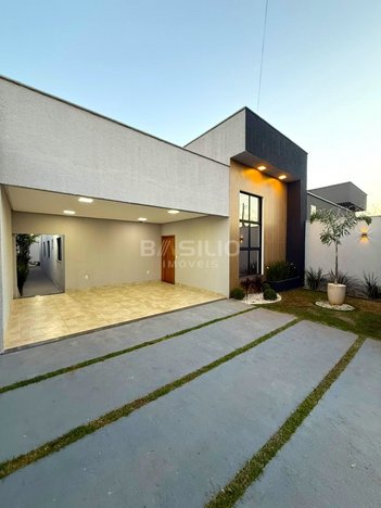 house em Avenida Escultor Veiga Valle, Parque Veiga Jardim - Aparecida de Goiânia - GO