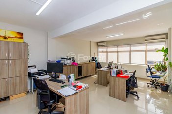 office em Rua dos Andradas, Centro Histórico - Porto Alegre - RS