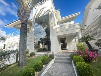 house em Rua Recife, Vila Moema - Tubarão - SC