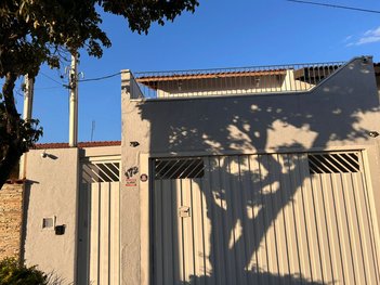 house em Rua Edson Silveira Swain, Vila Galvão - Jundiaí - SP