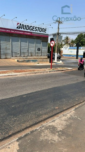 industrial em Avenida Pauzanes de Carvalho, Setor Pauzanes - Rio Verde - GO
